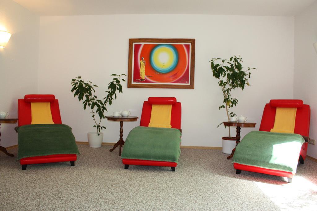 Sathya Ayurveda -Hotel Villa Am Park- Bad Orb Exterior foto